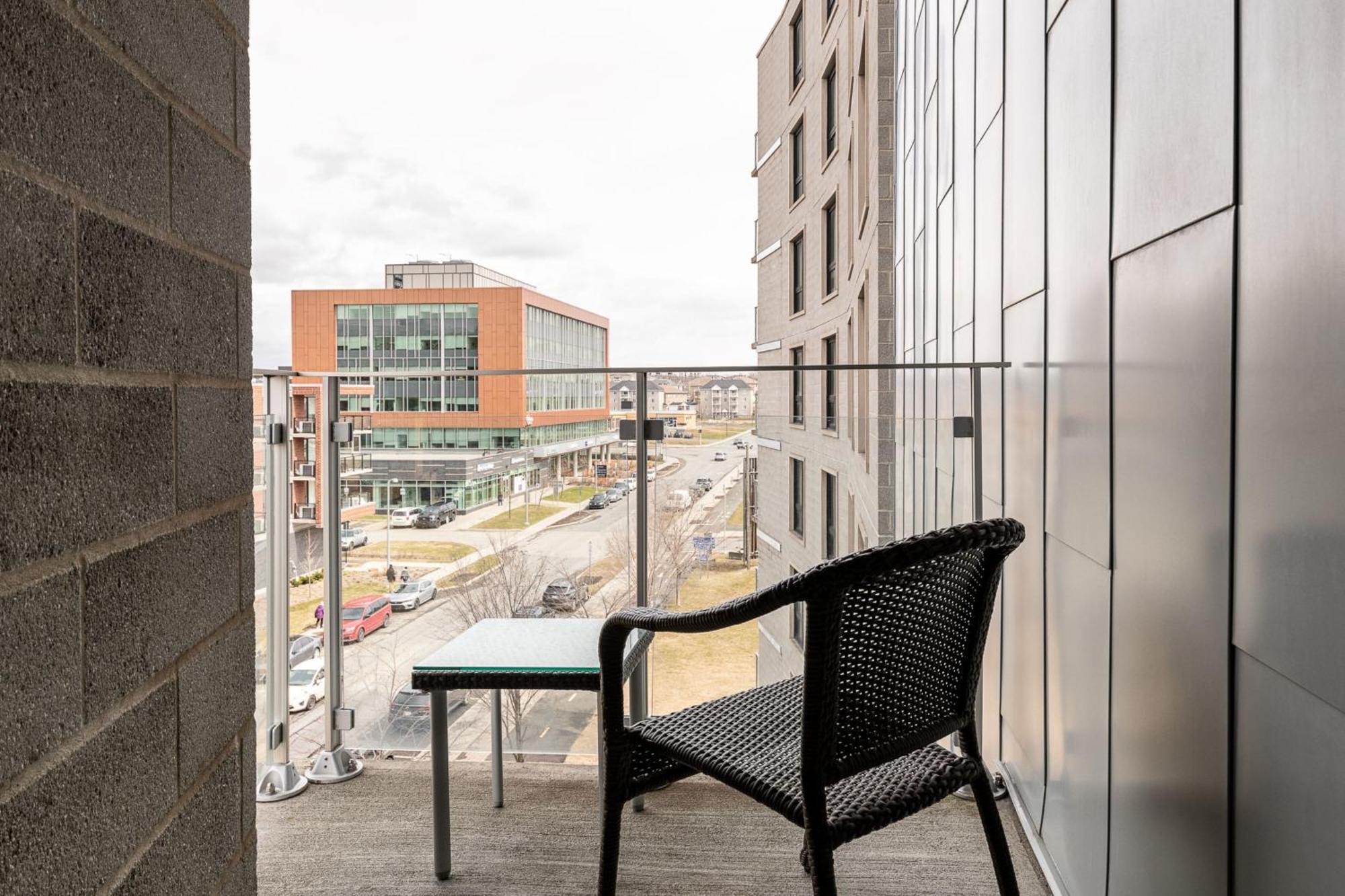 Four Points By Sheraton Levis Convention Centre Lévis Exterior foto