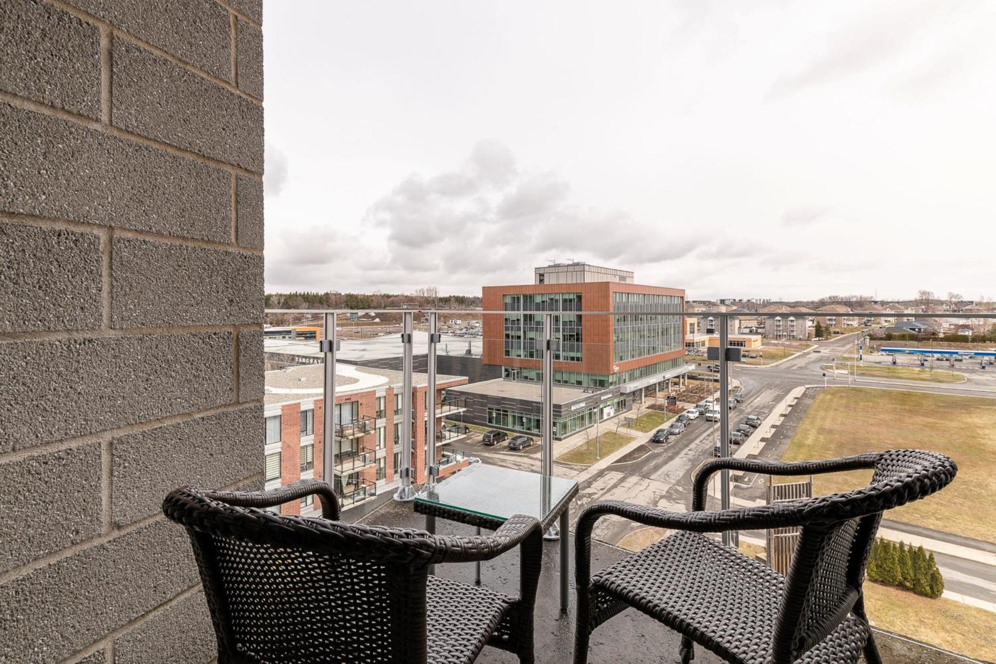 Four Points By Sheraton Levis Convention Centre Lévis Exterior foto