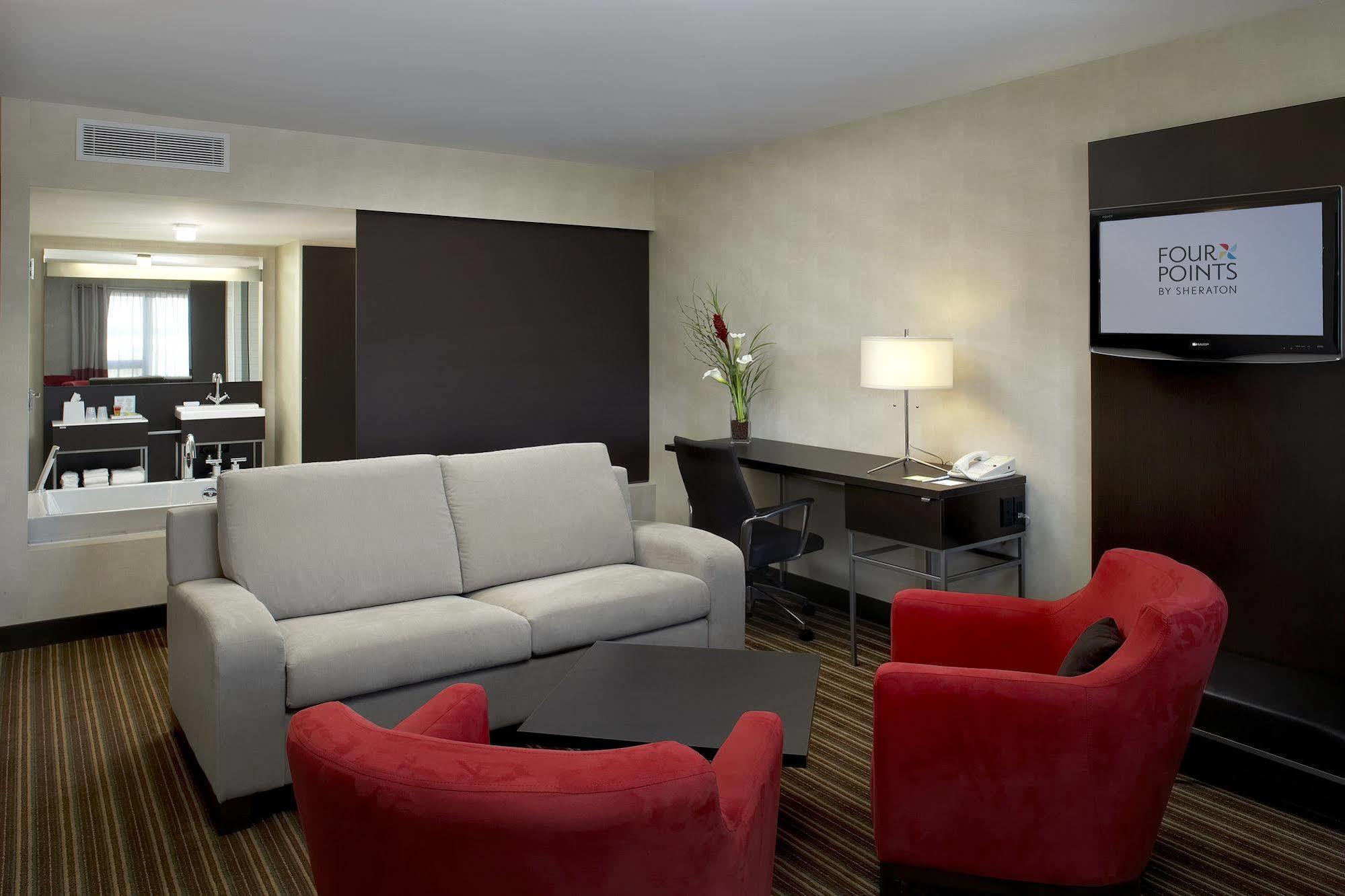 Four Points By Sheraton Levis Convention Centre Lévis Exterior foto